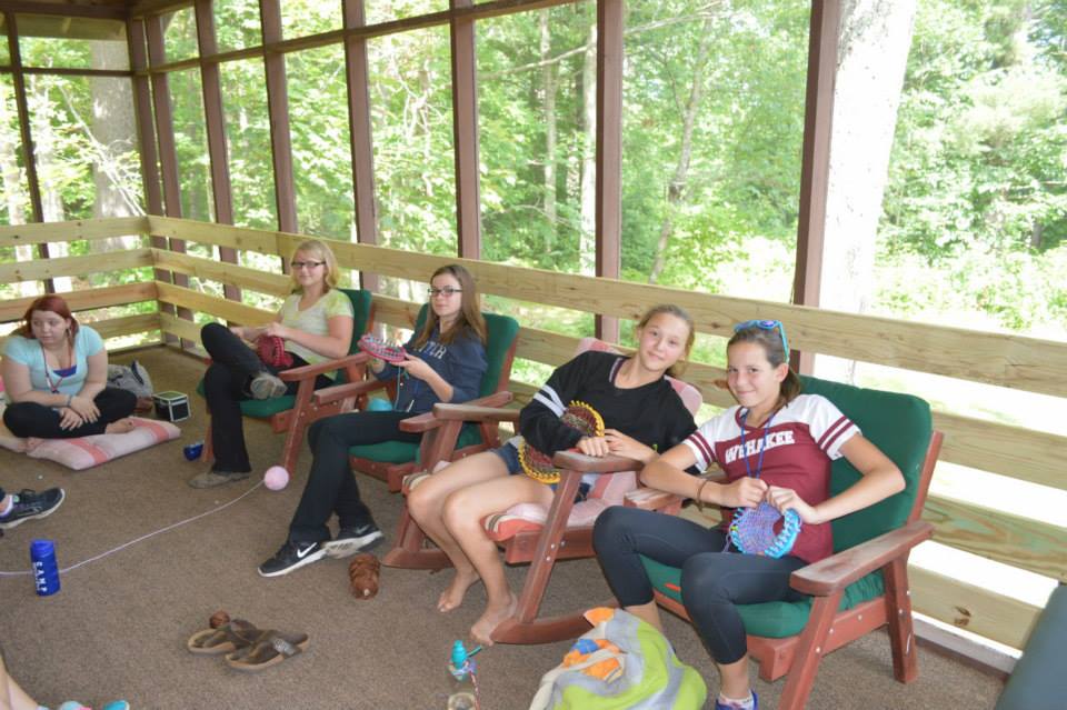 WeHaKee campers knitting